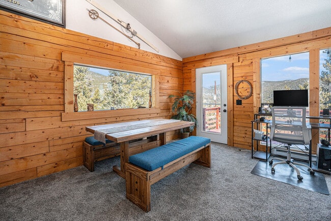 Building Photo - 1353 Alice Rd