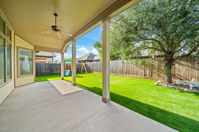 Building Photo - 16514 Sheffield Run Dr