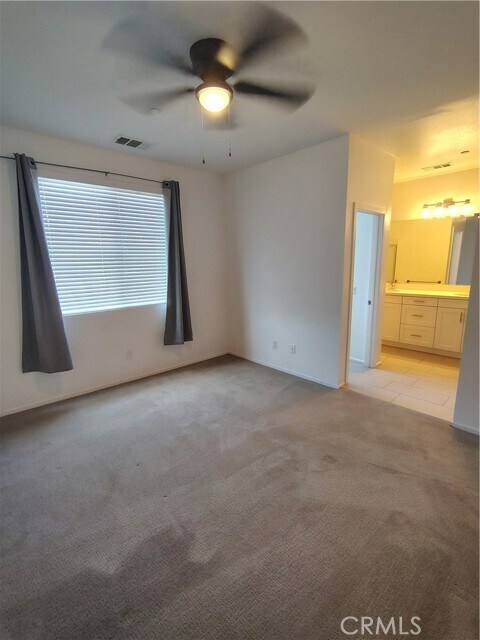 Building Photo - 937 Savi Dr