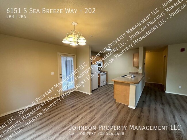 Building Photo - Beautiful South Boise apartments close to ...