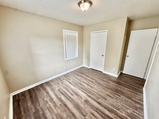 Building Photo - 408 Braycliff Cove