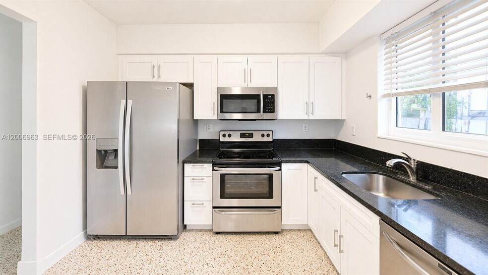Building Photo - 3630 Percival Ave