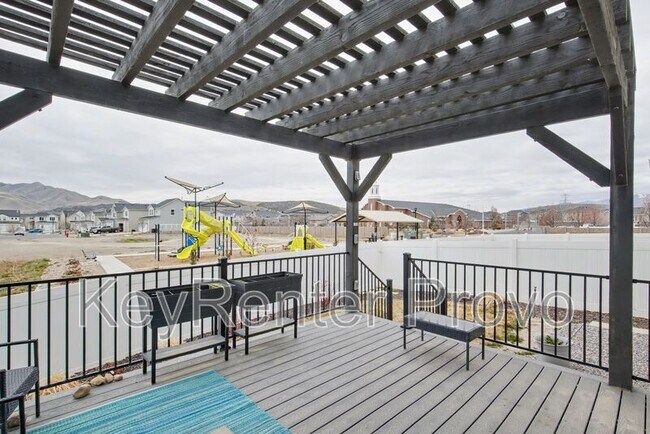 Building Photo - 4152 E Bonne Vista Dr