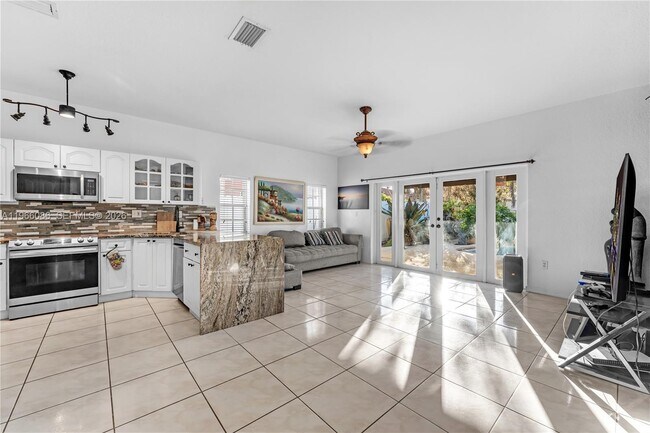 Building Photo - 18226 SW 145th Ave