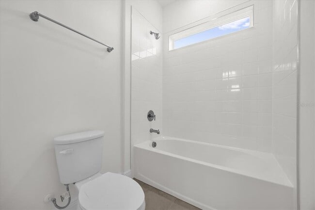 Building Photo - 10270 Pearson Ave