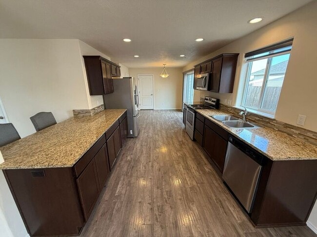 Building Photo - 4437 Creel Ave