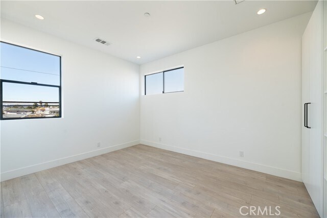 Building Photo - 1809 S Longwood Ave