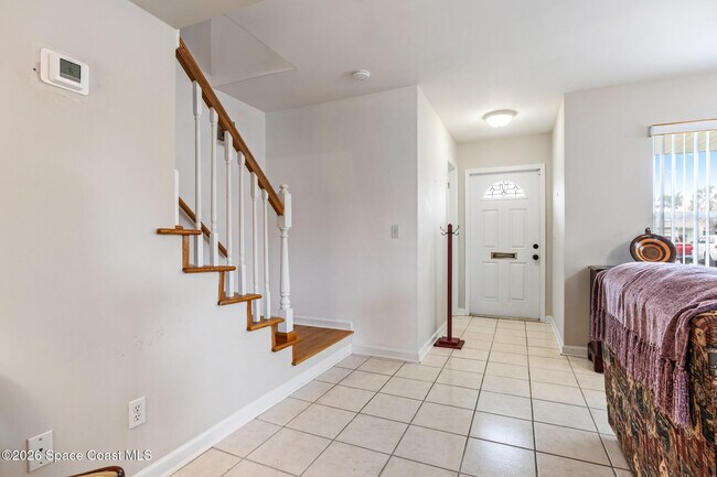 Building Photo - 416 Dove Ln