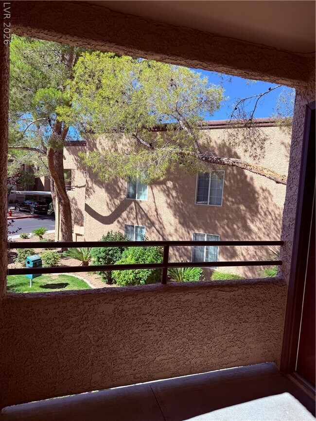 Building Photo - 9325 W Desert Inn Rd