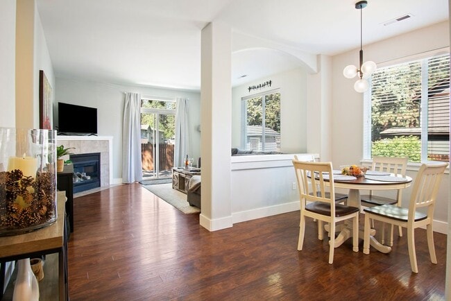 Building Photo - 61039 Honkers Ln
