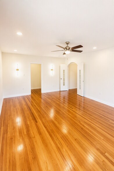 Building Photo - 2208 Blodgett St