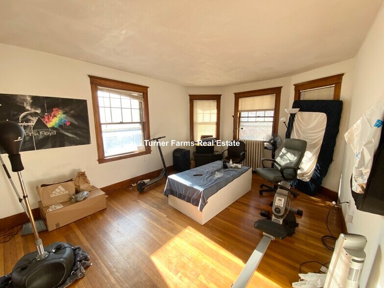 Building Photo - 230 S Huntington Ave