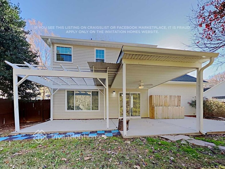 Building Photo - 13725 Hastings Farm Rd