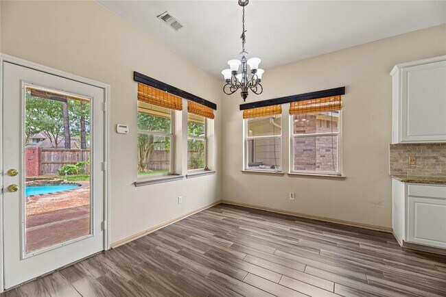 Building Photo - 203 Jewel Park Ln