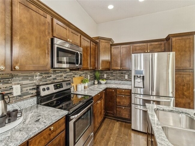 Building Photo - 924 South 89th Street