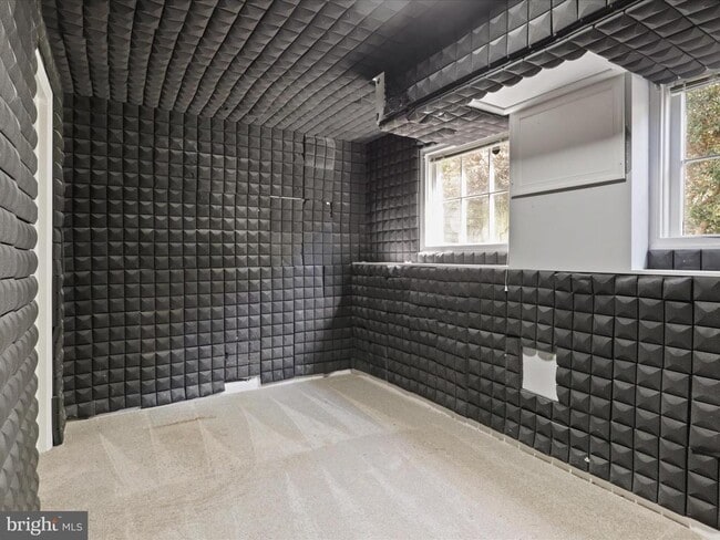 Building Photo - 6502 Coachleigh Way