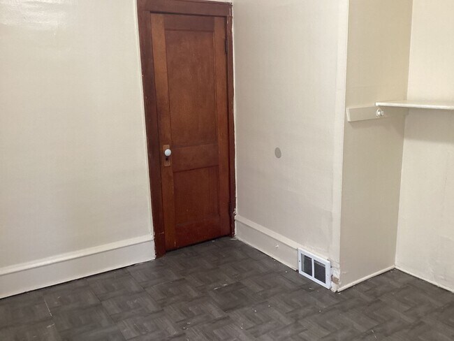 Building Photo - 4228 W Bonny Pl