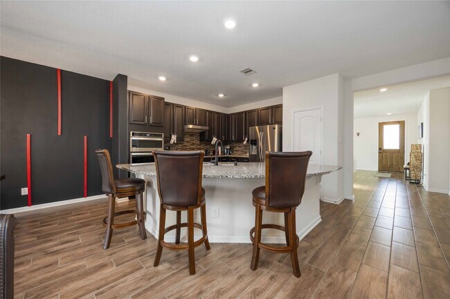 Building Photo - 8006 Ash Ridge Dr
