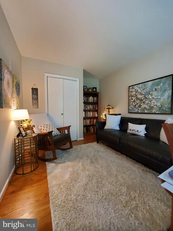 Building Photo - 8502 Lakinhurst Ln