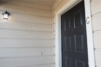 Building Photo - 1902 Woodsman Dr