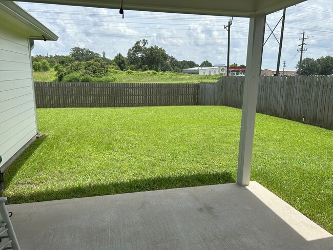 Building Photo - 102 Overbrook Dr