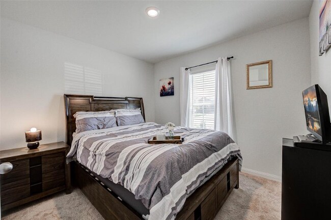 Building Photo - 20923 Solstice Point Dr