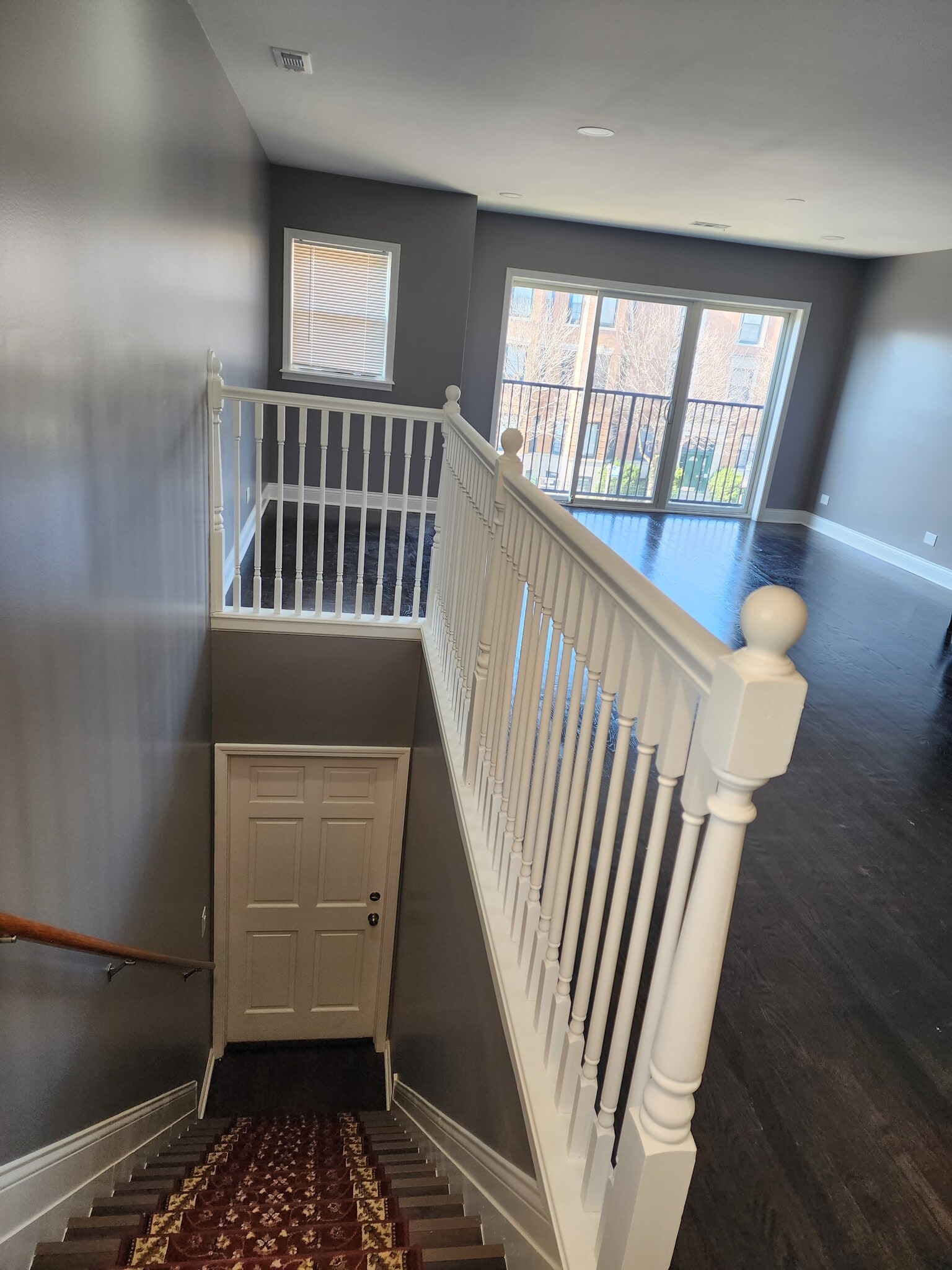 Unit Entry/Stairs - 5911 S Indiana Ave