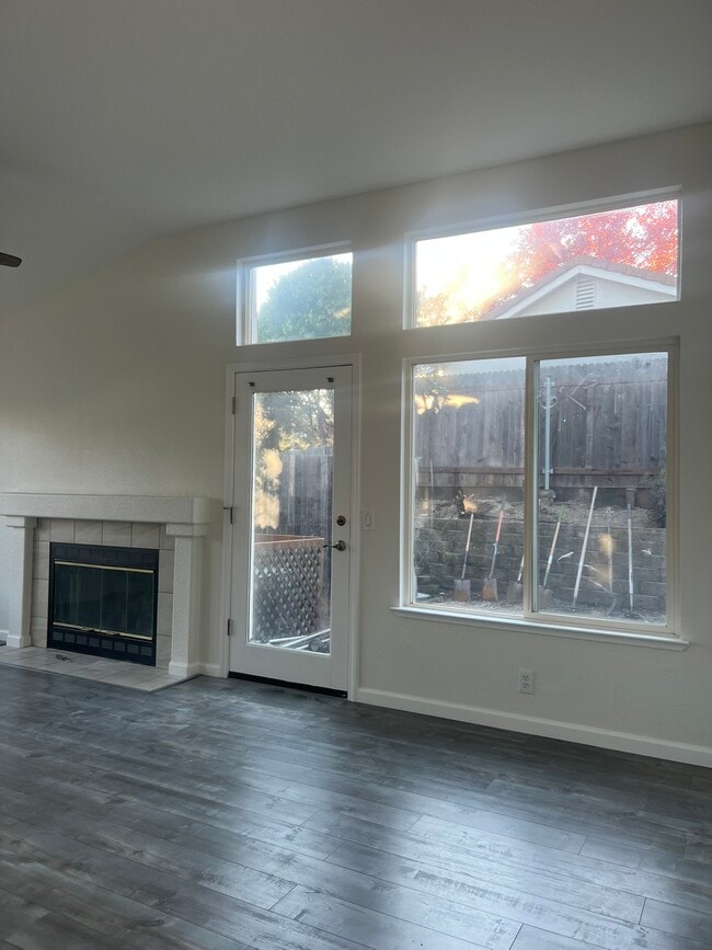 Building Photo - 15071 Cozumel Dr