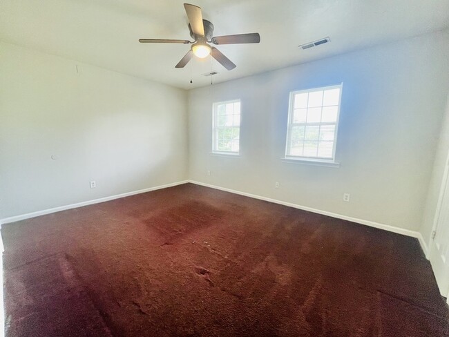 Building Photo - 2911 Bob White Cir
