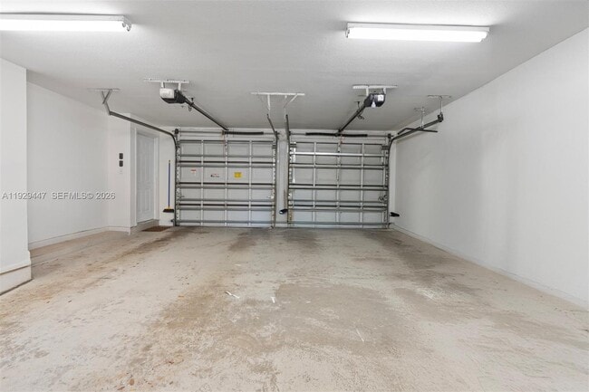 Building Photo - 2508 SW 14th Ave