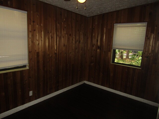 Building Photo - 2520 Ribault Scenic Dr