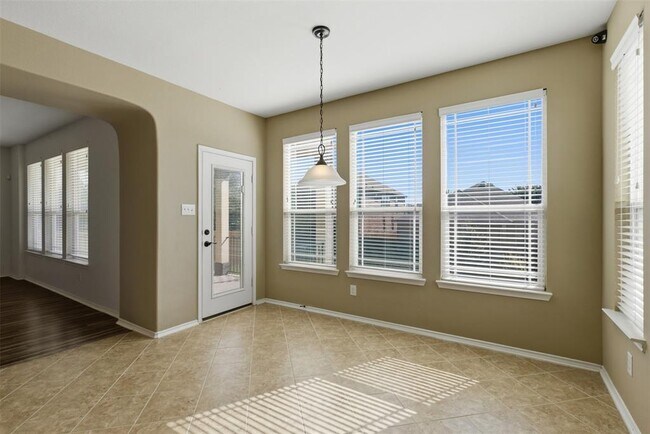 Building Photo - 1413 Ignacia Dr