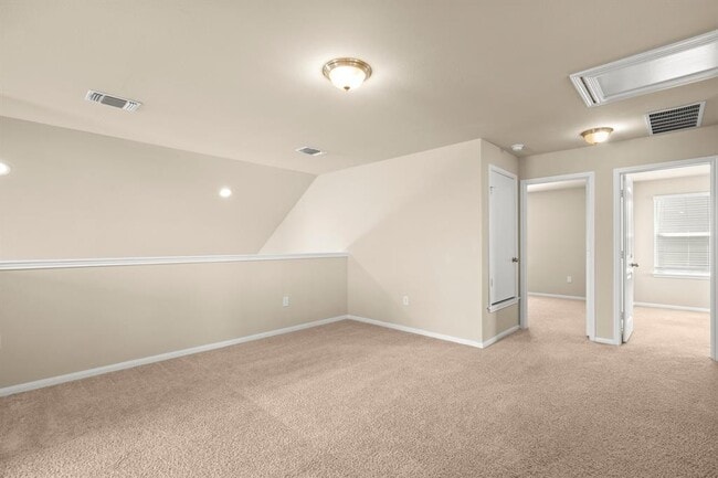 Building Photo - 7300 Branrust Dr
