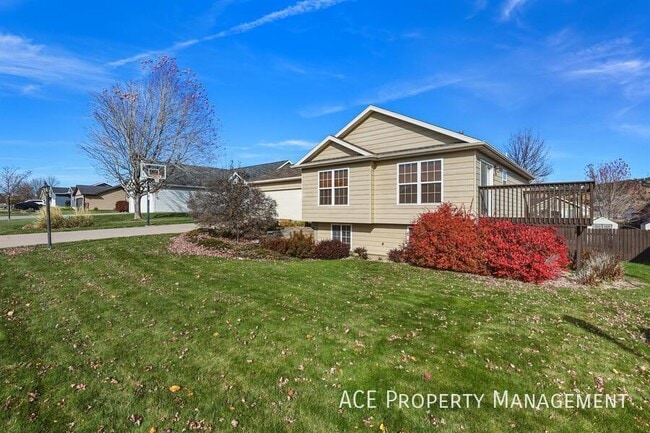 Building Photo - 6950 Manchester St