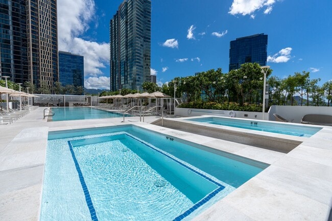 Building Photo - New Koula STUDIO