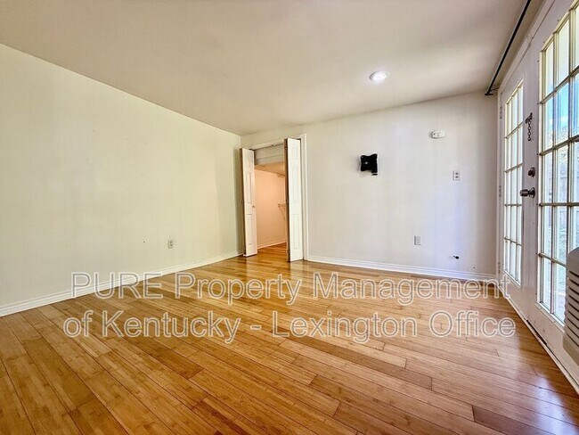 Building Photo - 1559 Jacana Dr