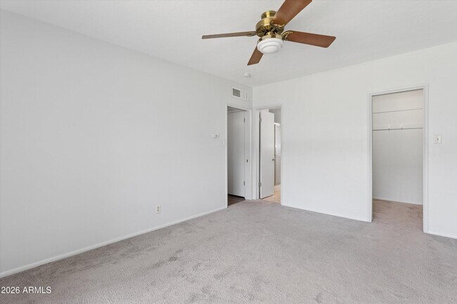 Building Photo - 3308 E Camelback Rd