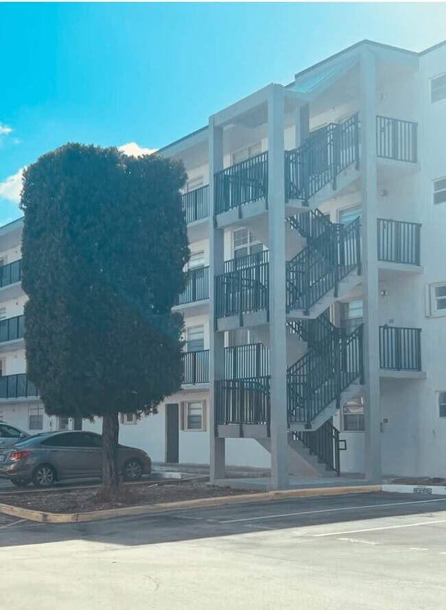 Building Photo - 14155 SW 87th St