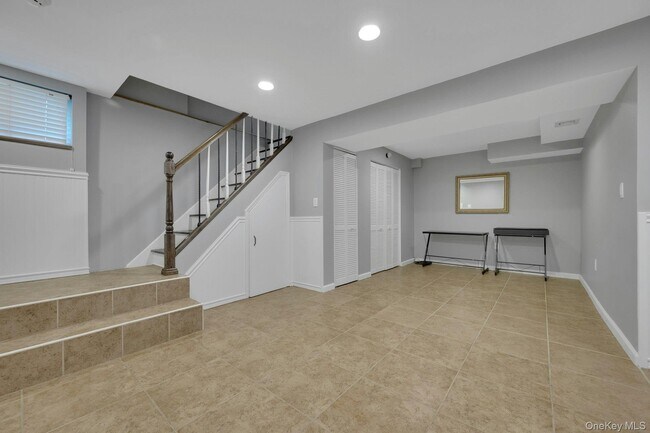 Building Photo - 47 Highland Ave