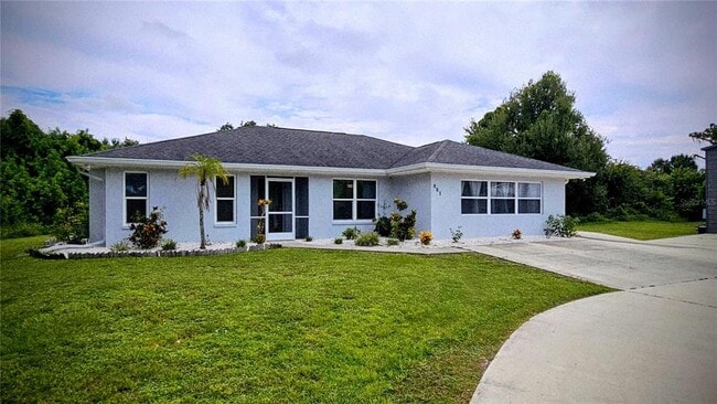 Primary Photo - 881 Bayshore Dr
