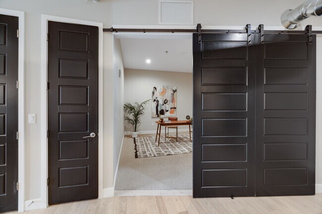 Building Photo - 3198 Blake St