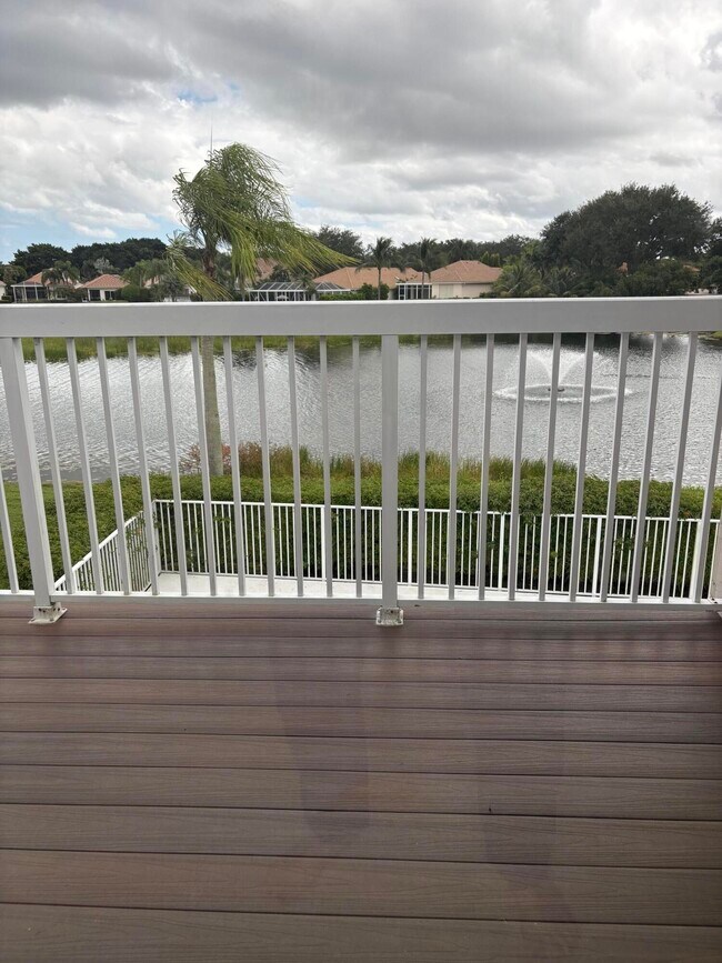 Building Photo - 927 Augusta Pointe Dr