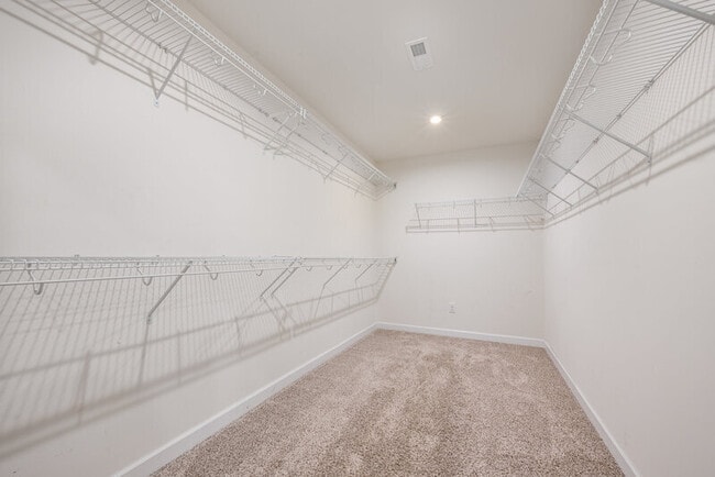 Building Photo - 8604 Caruthers Dr