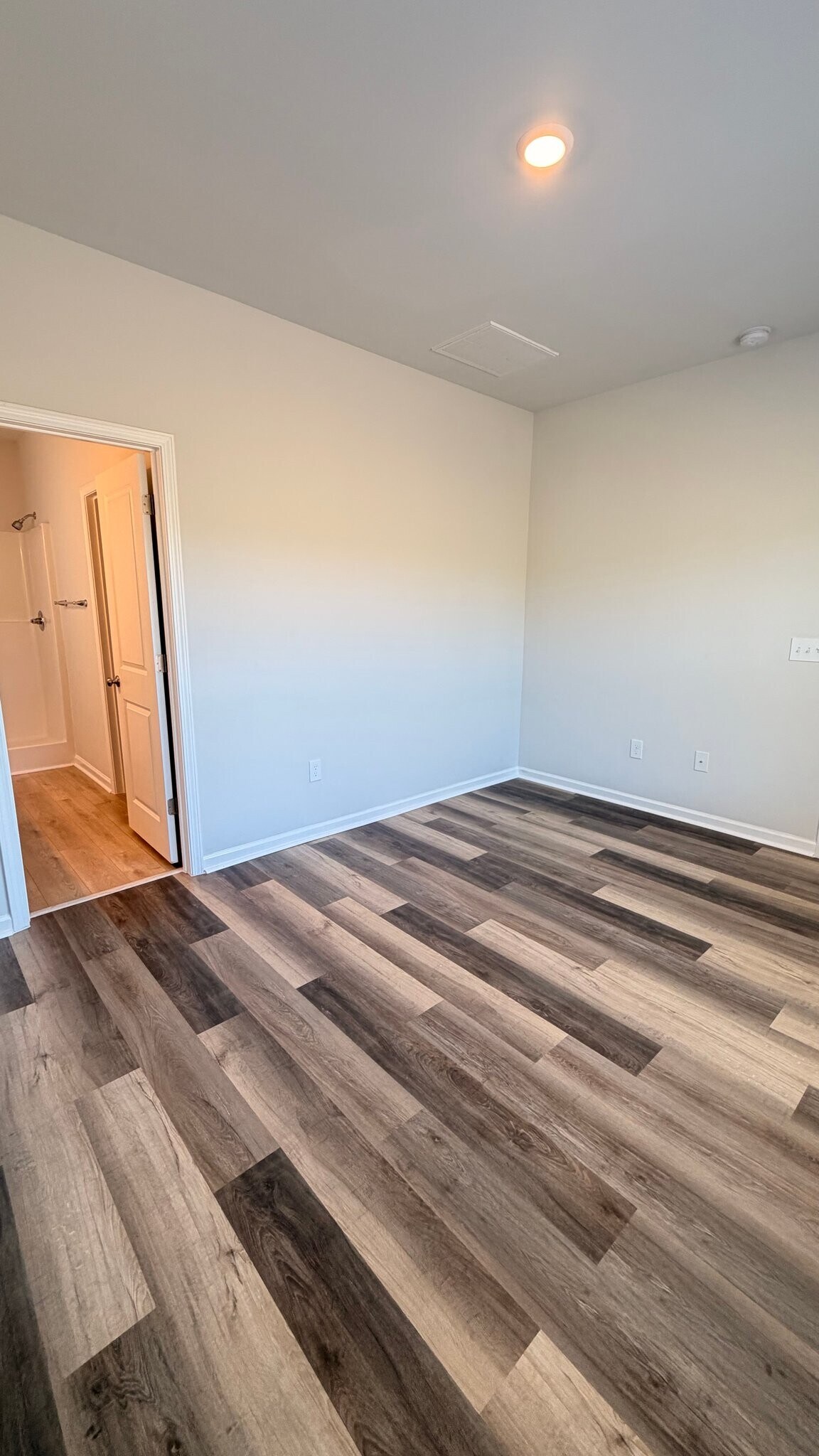 Building Photo - 1456 Donhill Dr