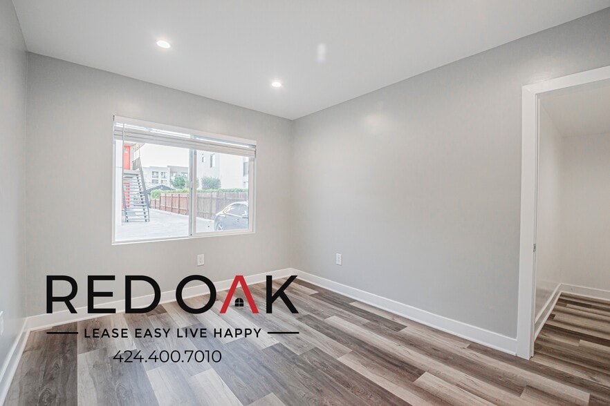 Building Photo - 3559 Percy St