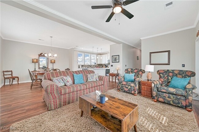 Building Photo - 3524 Fifth Ave