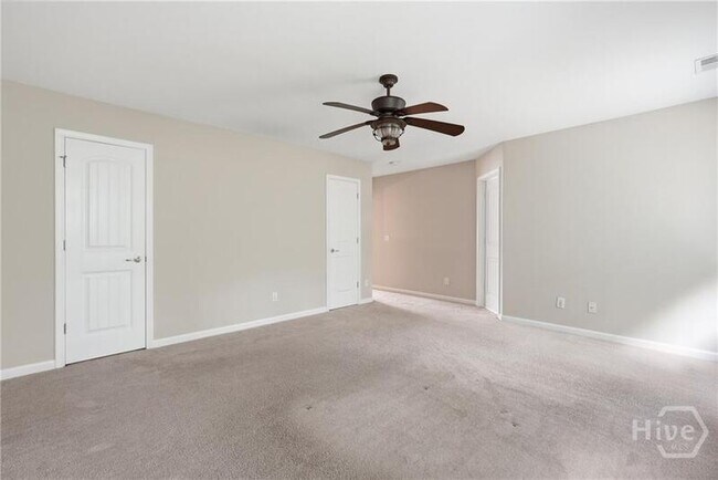 Building Photo - 380 Summer Hill Way