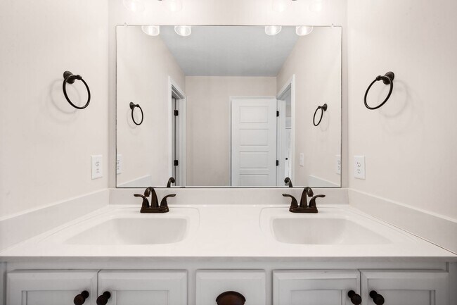 Building Photo - Beautiful Single-Family Home With A Community Park