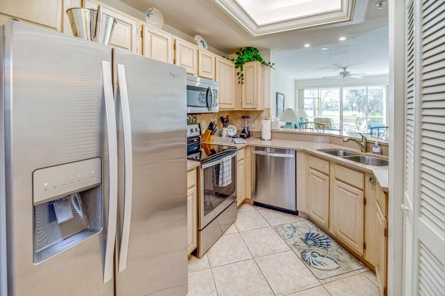 Building Photo - 9851 Costa Mesa Ln