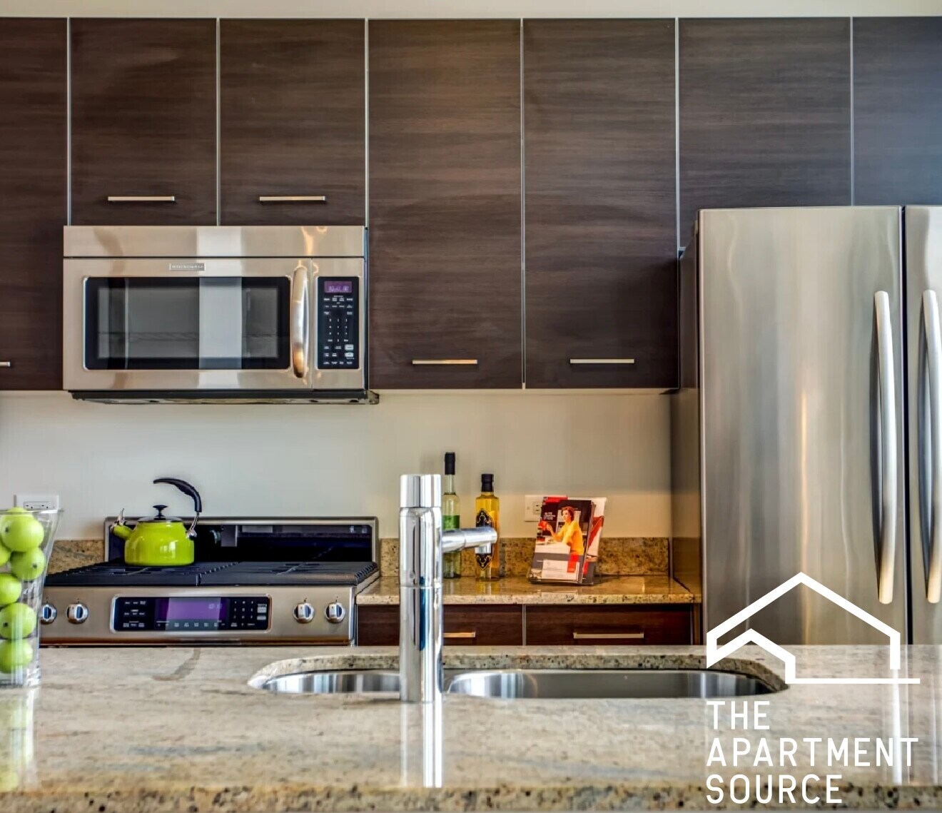 Building Photo - 910 W Huron St